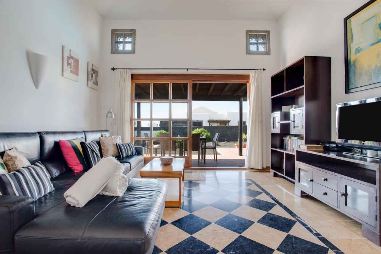 Casa Violeta Villa Playa Blanca  Luaran gambar