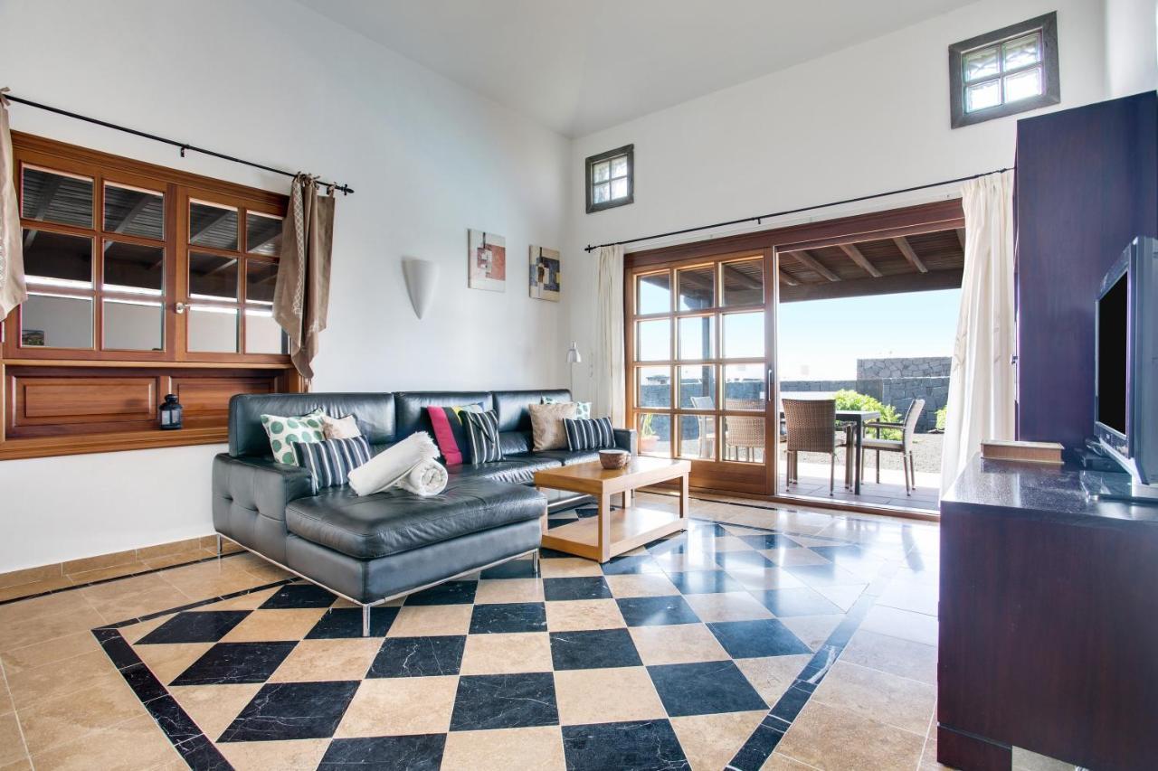Casa Violeta Villa Playa Blanca  Luaran gambar